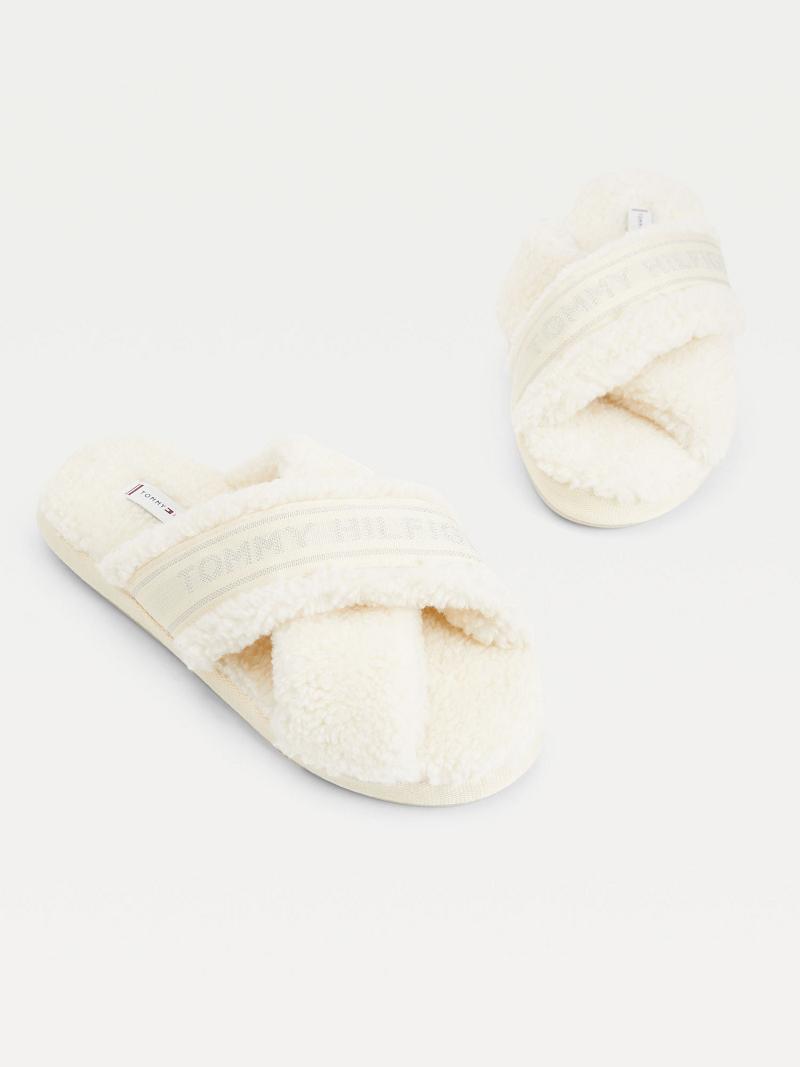 Női Tommy Hilfiger Crisscross Sherpa Papucs Slide Fehér | HU 615CTV